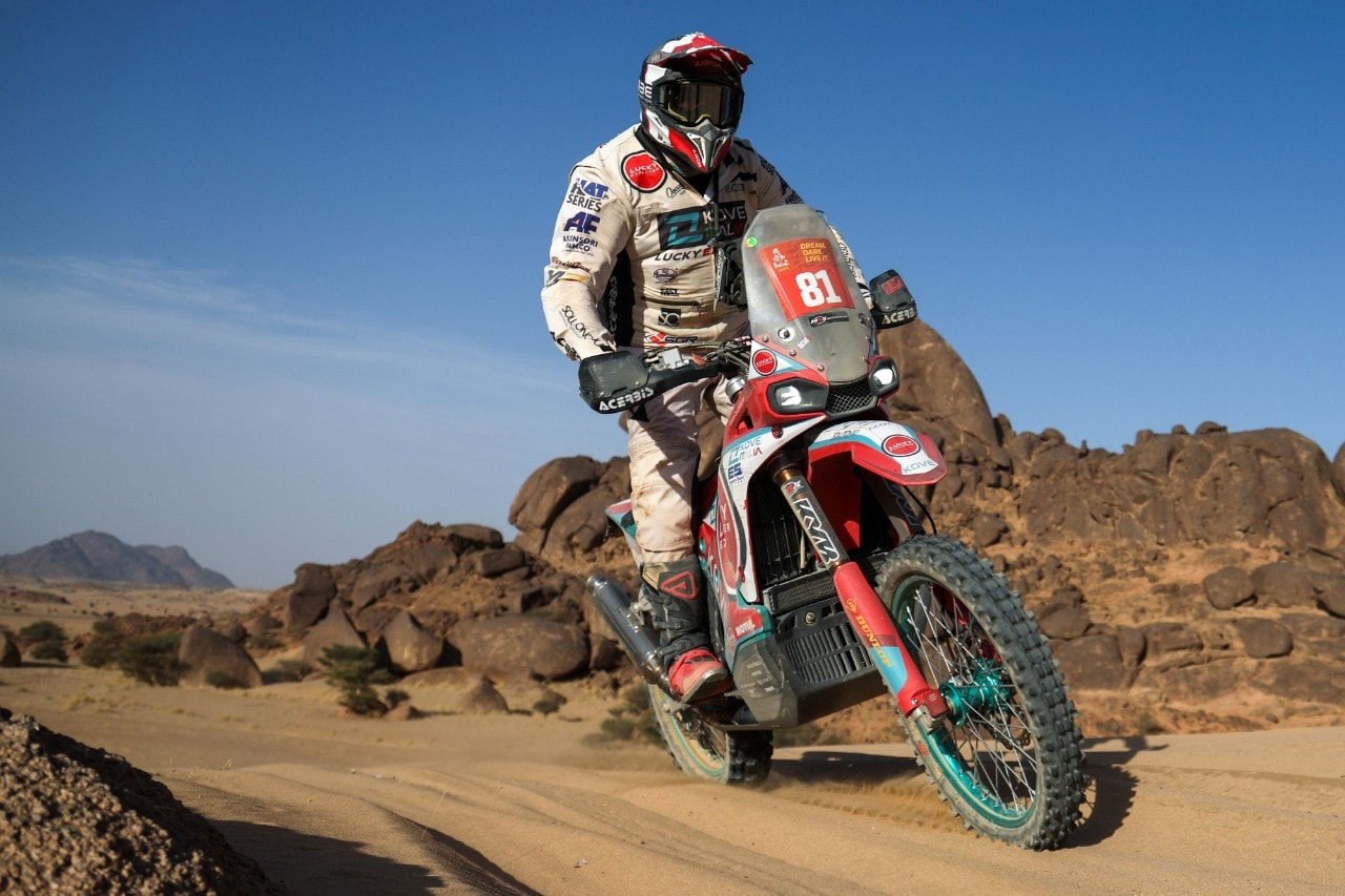 Kove 450 Rally Lucky Explorer: la moto della Dakar arriva sul mercato (in serie limitata)